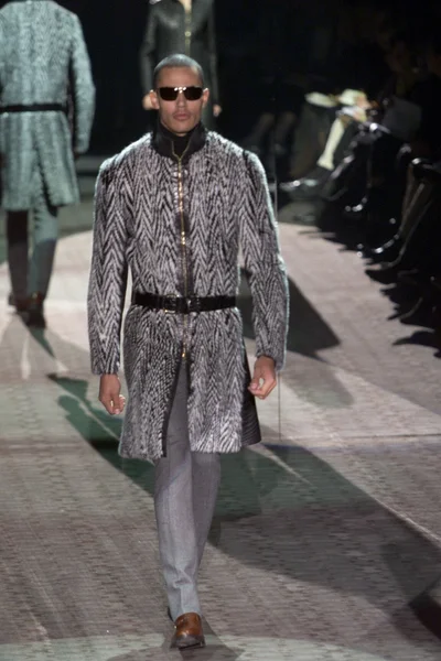 Look 23